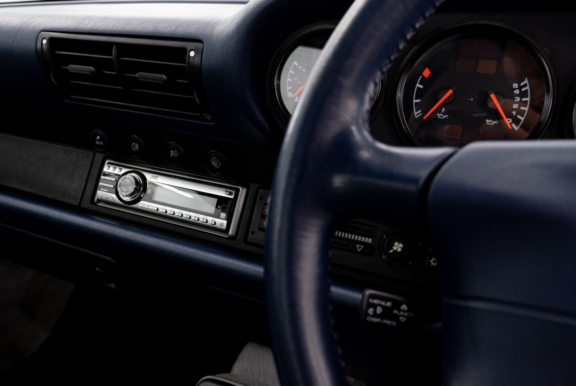 Porsche 911 (993) Carrera 4 - For Sale - Murray Scott-Nelson