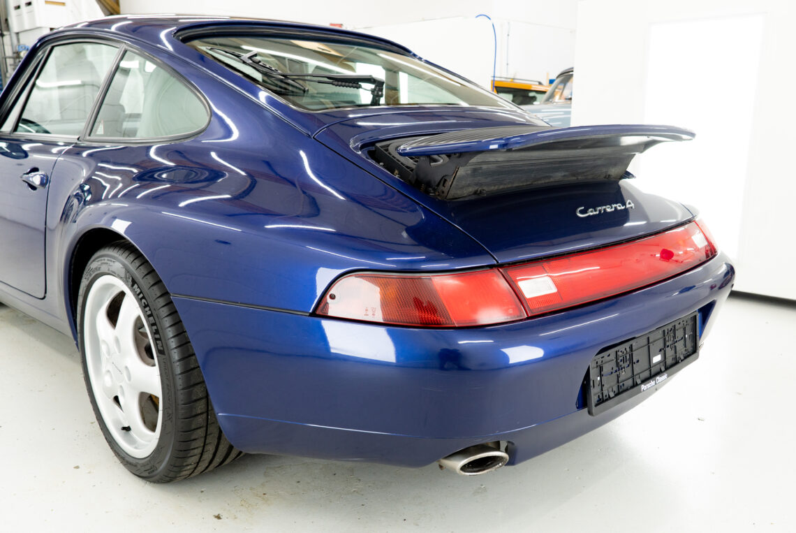 Porsche 911 (993) Carrera 4 - For Sale - Murray Scott-Nelson